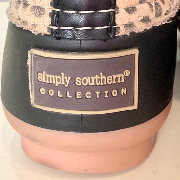 SIMPLY SOUTHERN Women's Tan Black Leopard Lace Up Rain Snow Duck Boots Size 7 - Picture 16 of 16